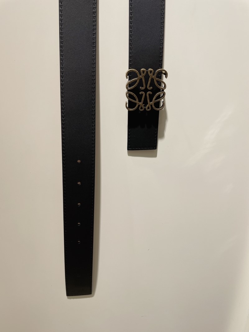 L0ew* belts